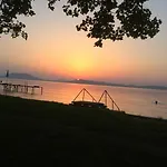Rozsa Nyaralohaz بيت للعطل Balatonboglár