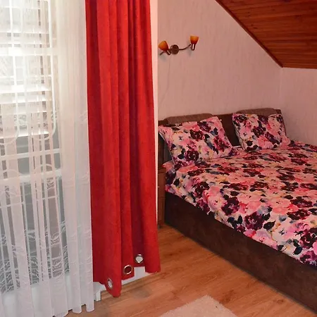 Rozsa Nyaralohaz Balatonboglar