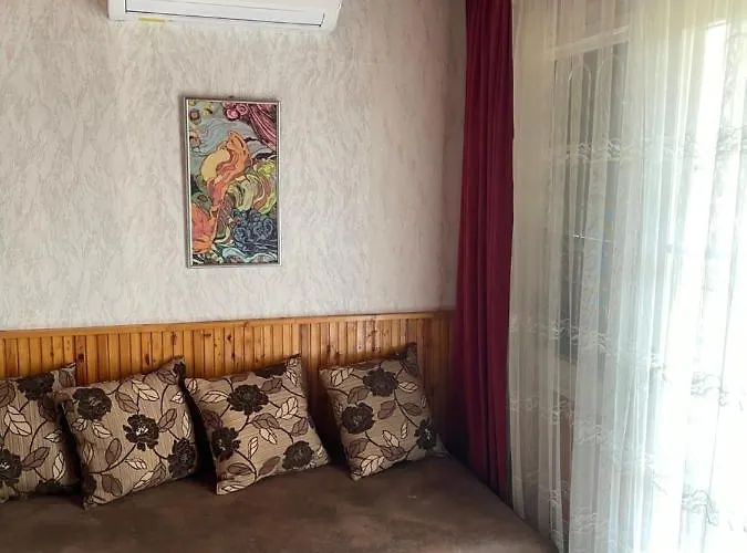 Vakantiehuis Rozsa Nyaralohaz Balatonboglár