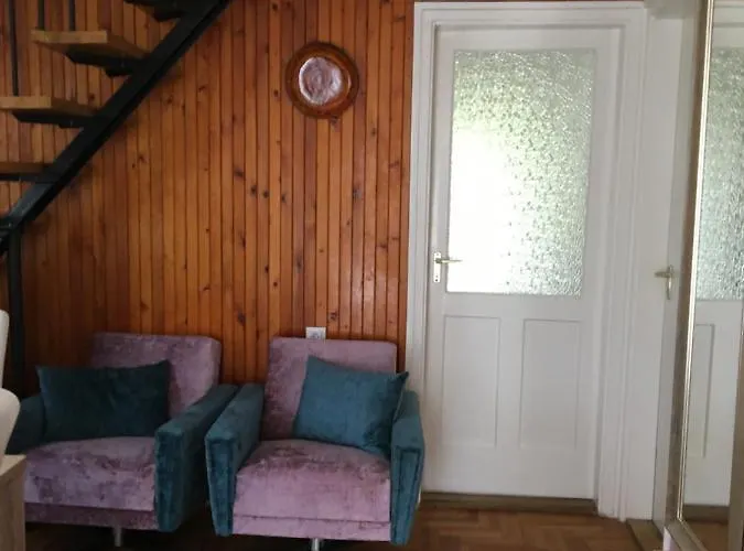 Rozsa Nyaralohaz Balatonboglár